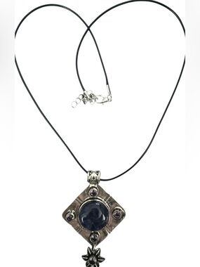 Purple Stone & amethyst Pendant in Silver